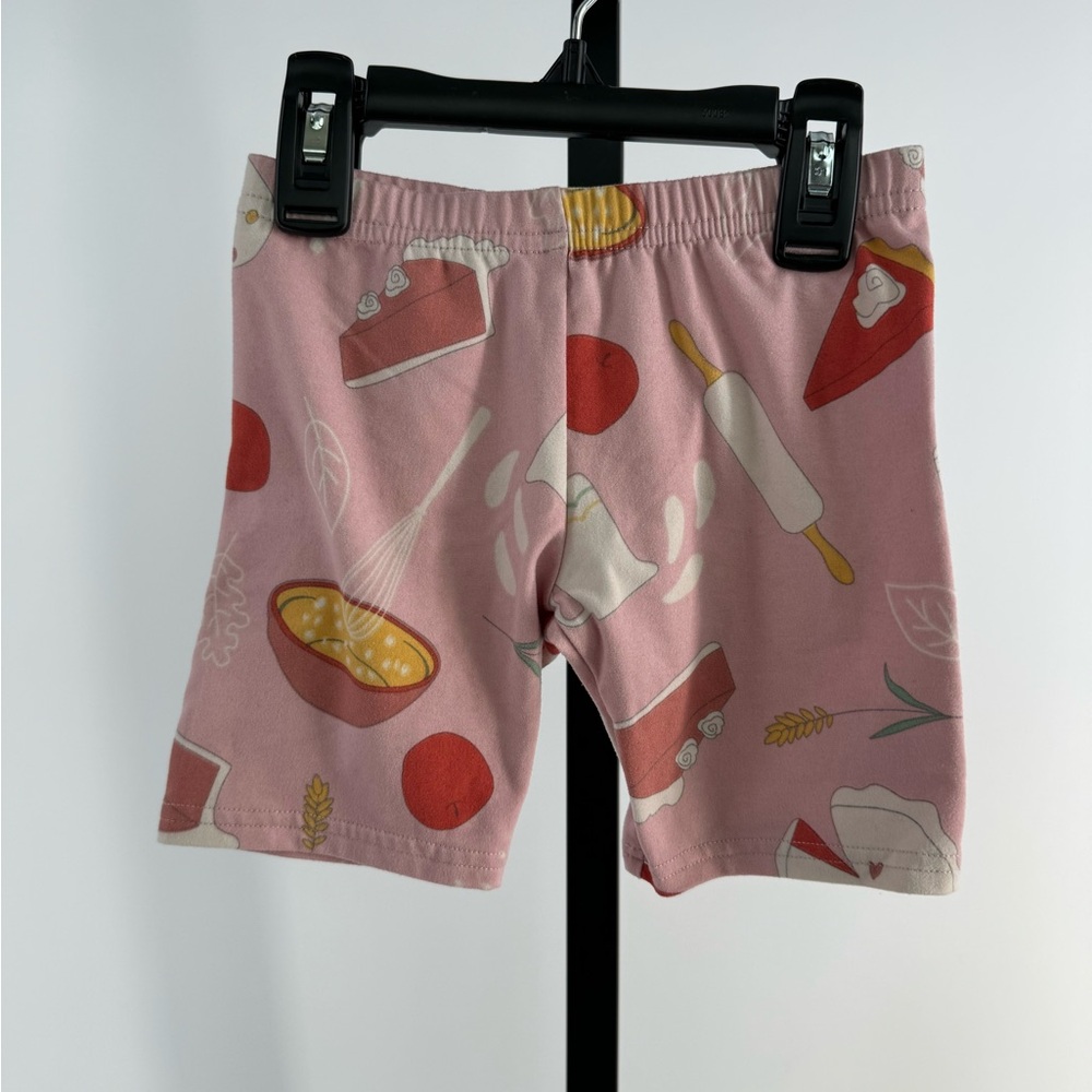Dot Dot Smile girls pink baking kick shorts size 5/6